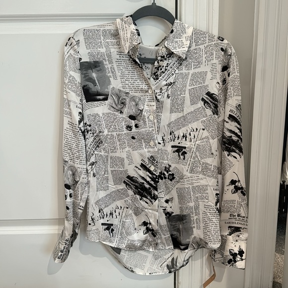 Reformation Sky Top Climate Newsprint Silk Size XS - Picture 2 of 4